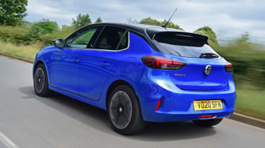 Corsa e elite nav shop spec